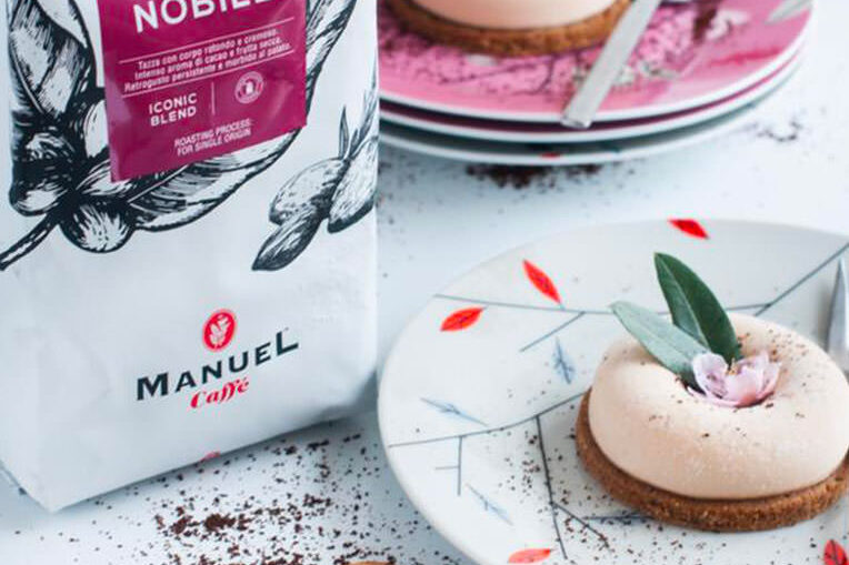 PANNA COTTA AL CAFF&Egrave; E CARDAMOMO AL PIATTO 04